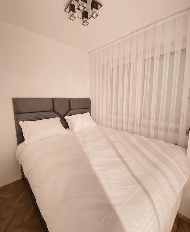 Diamond Apartment Prishtina 2 Pristina Esterno foto